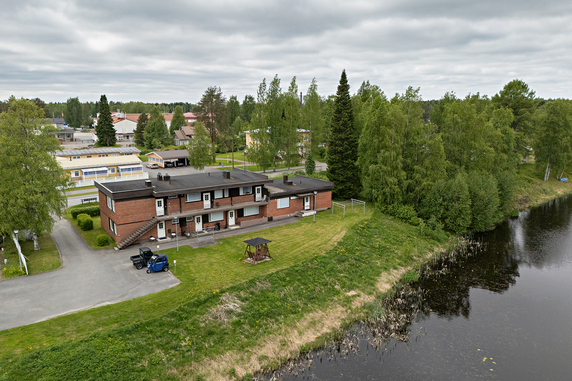 Kirkkotie 4, Utajärvi