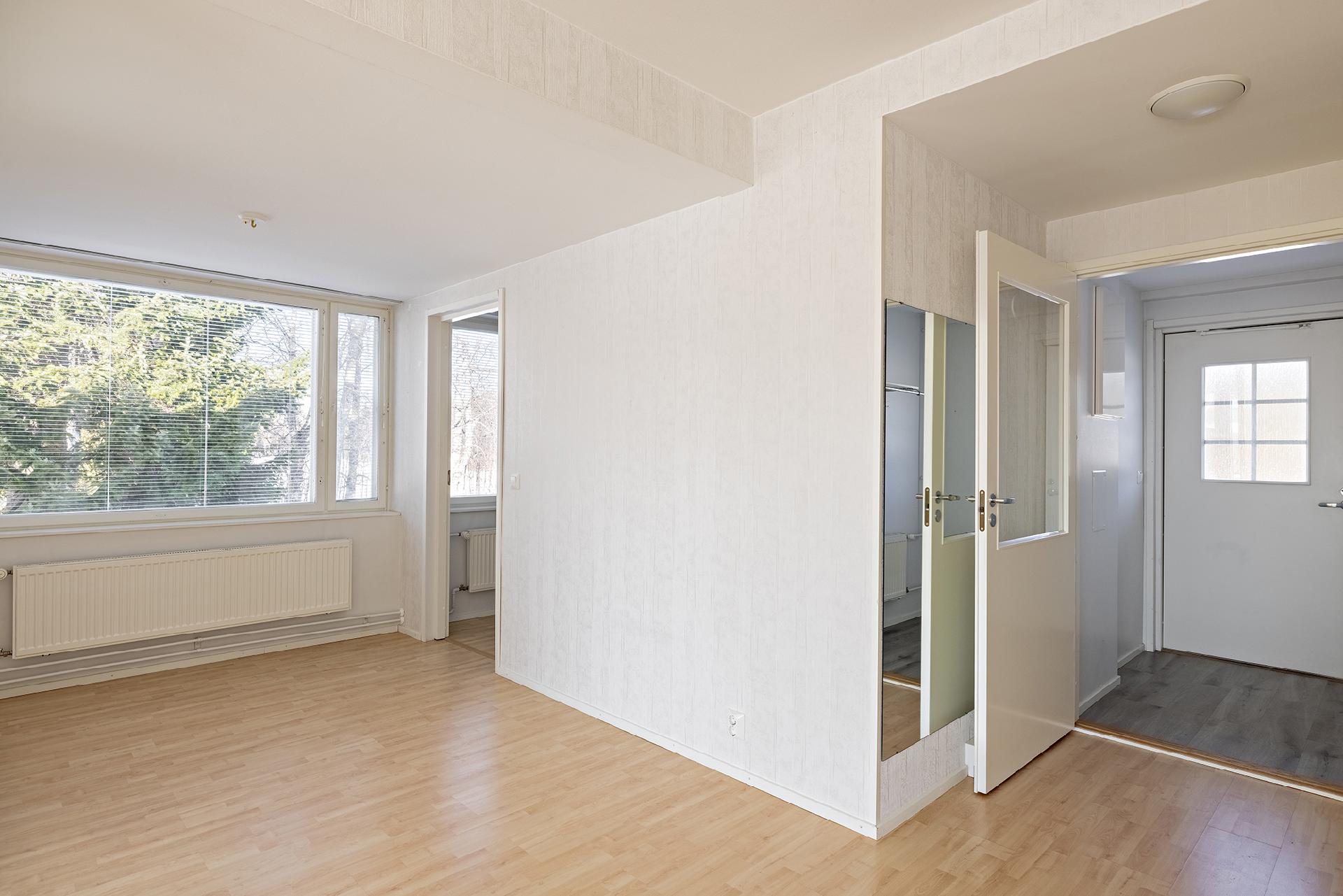 Kirkkotie 4, Utajärvi