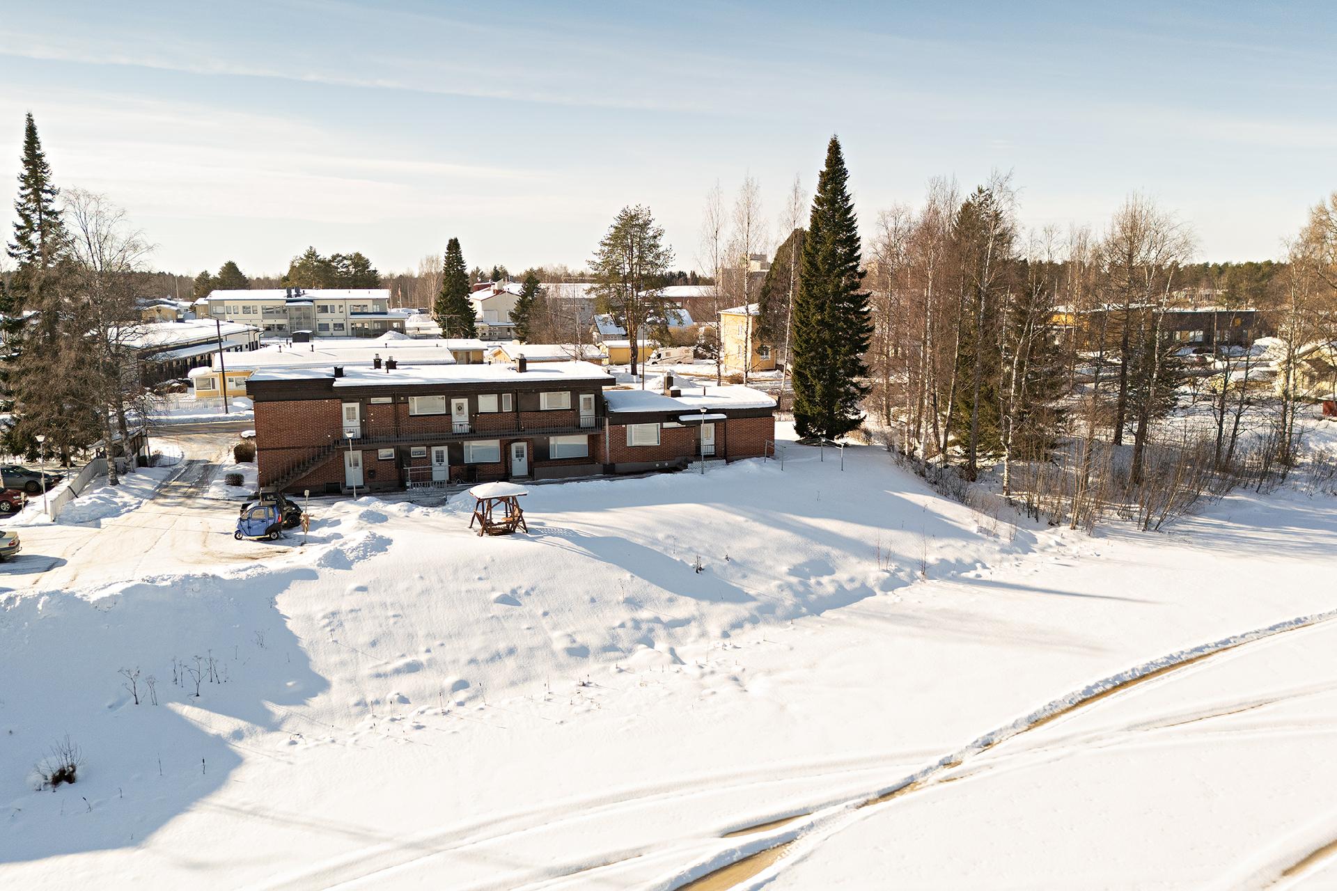 Kirkkotie 4, Utajärvi