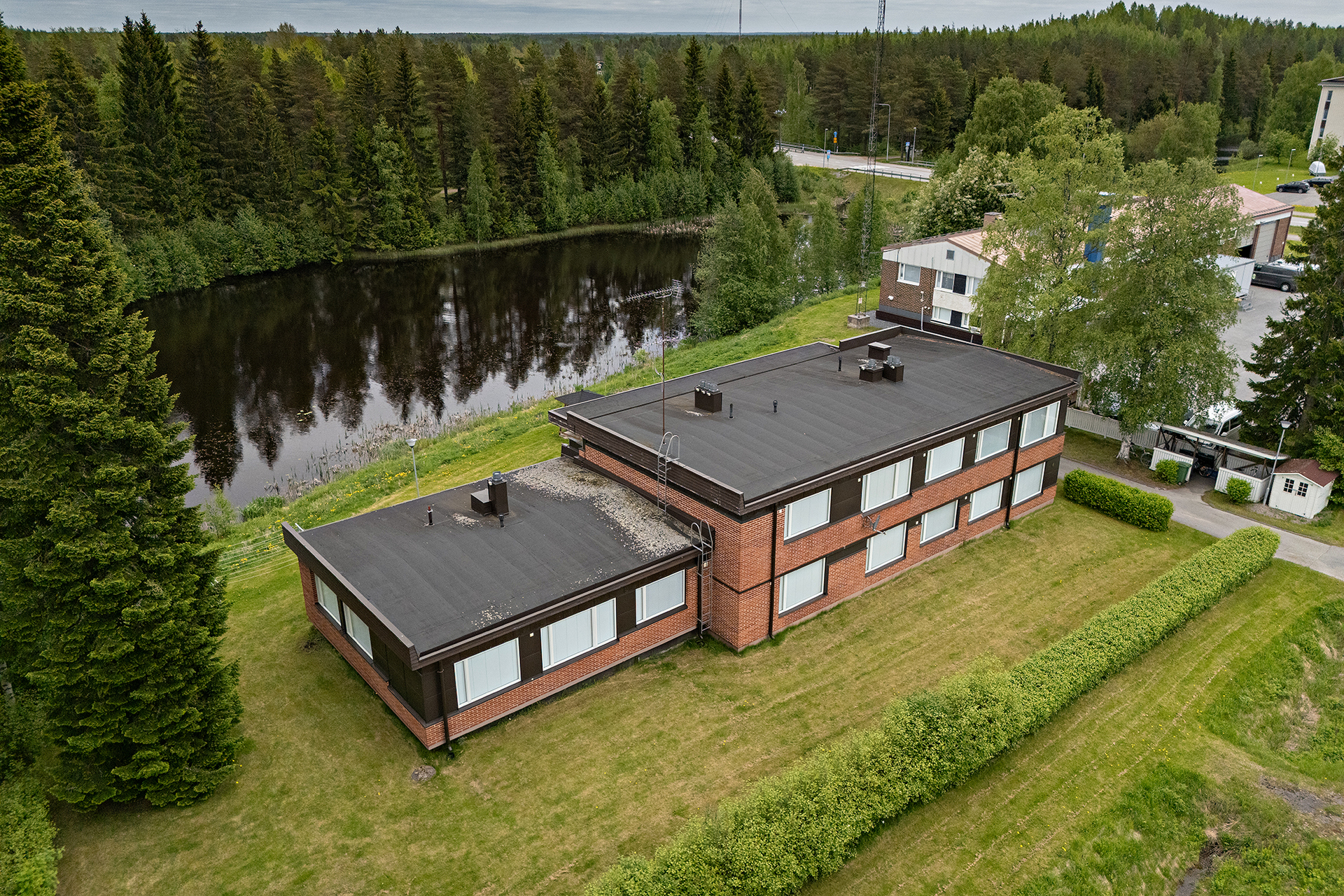 Kirkkotie 4, Utajärvi