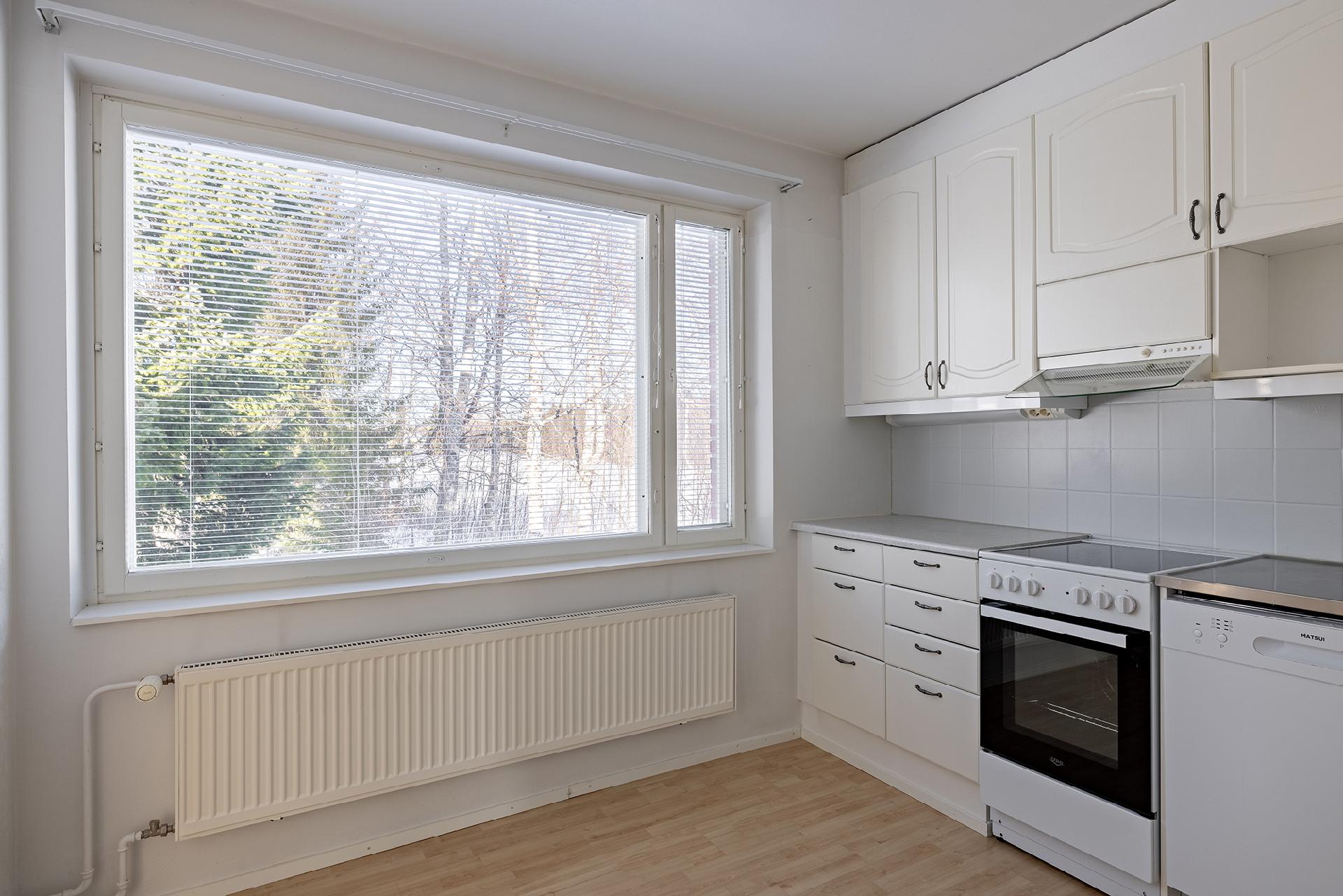 Kirkkotie 4, Utajärvi