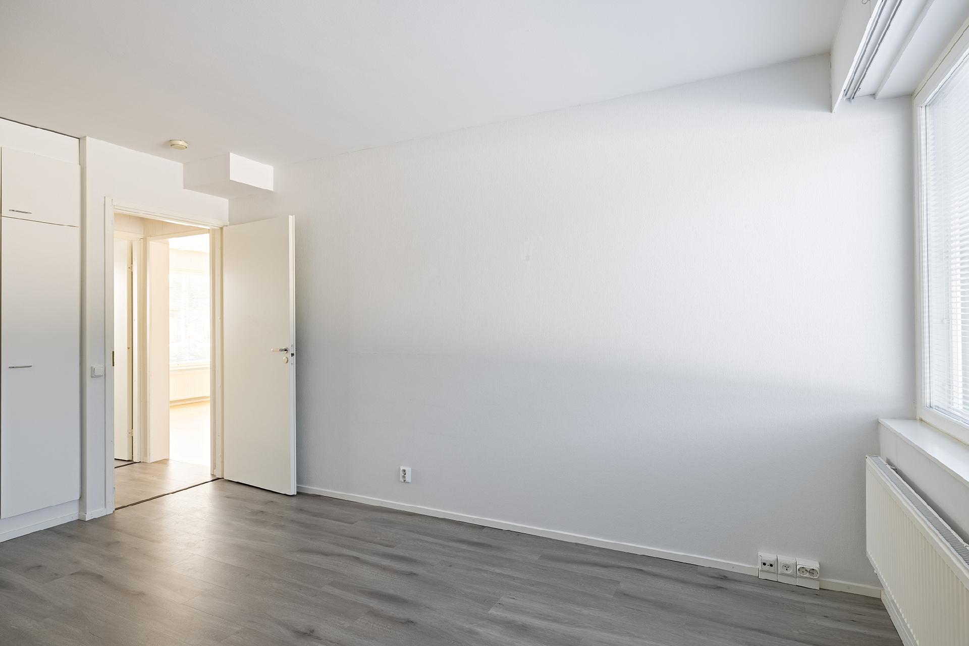 Kirkkotie 4, Utajärvi