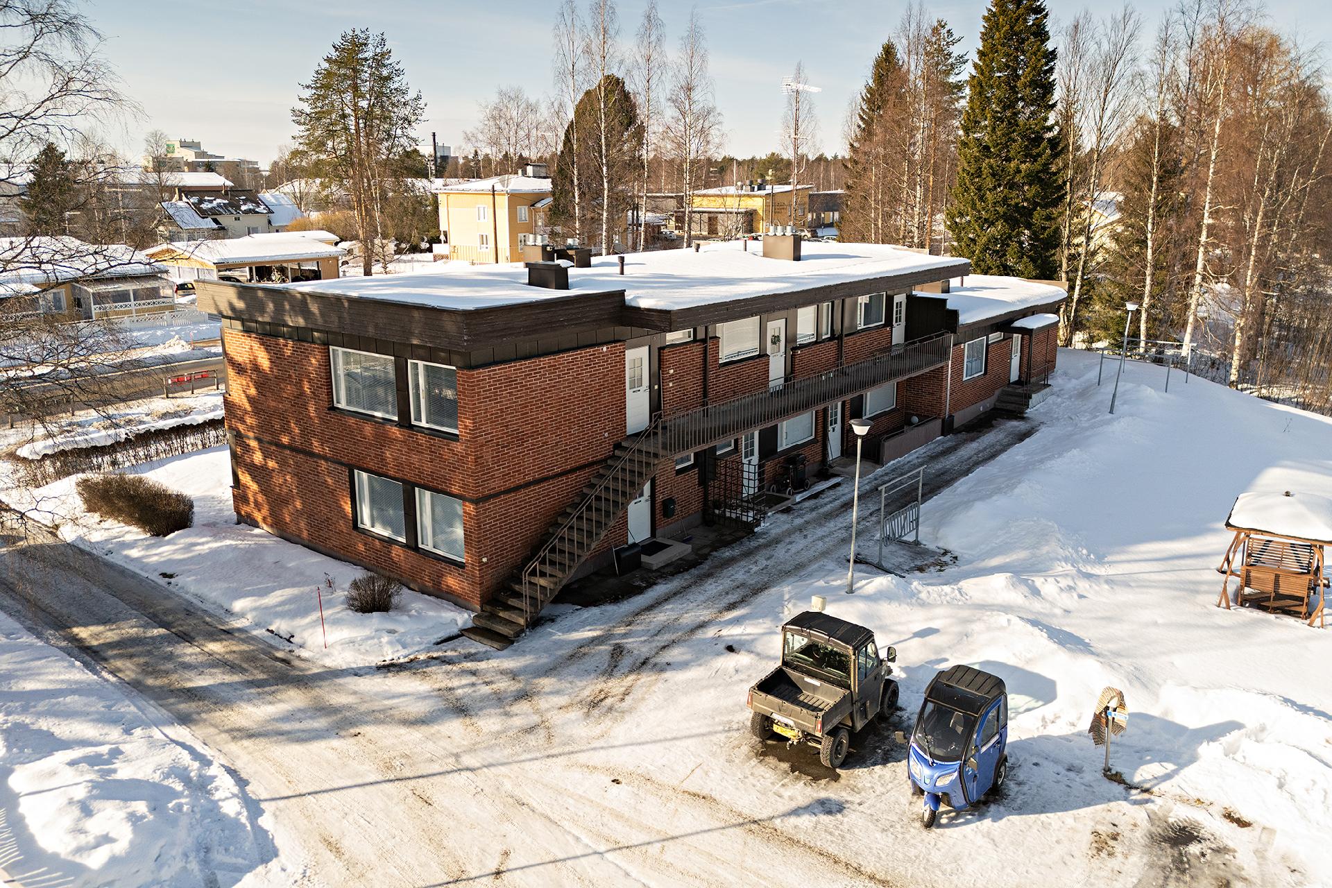 Kirkkotie 4, Utajärvi