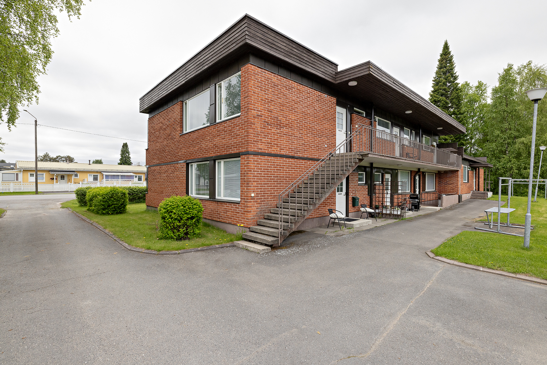 Kirkkotie 4, Utajärvi