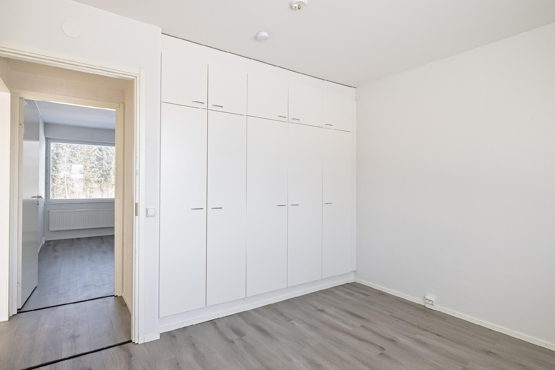 Kirkkotie 4, Utajärvi