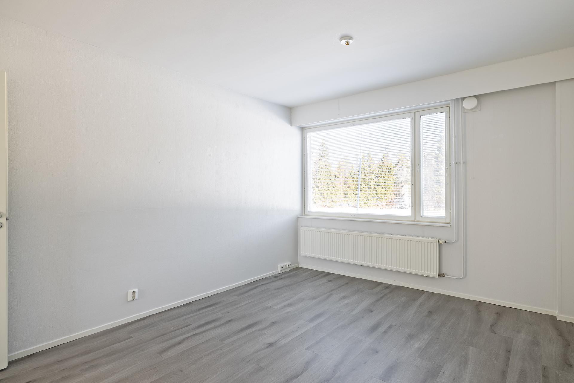 Kirkkotie 4, Utajärvi