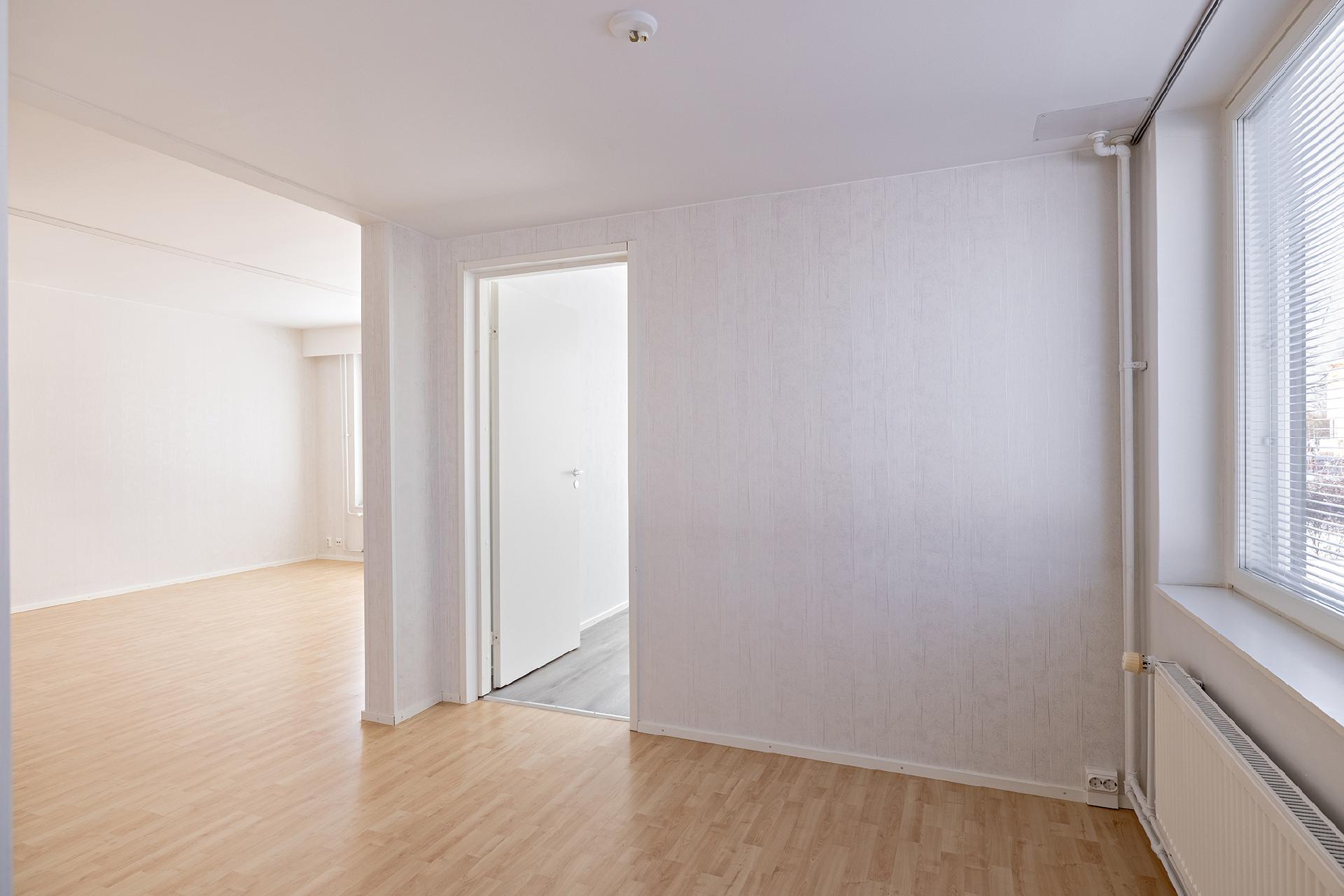 Kirkkotie 4, Utajärvi