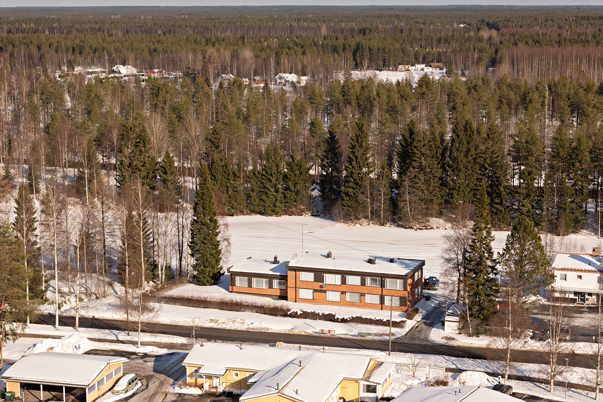 Kirkkotie 4, Utajärvi