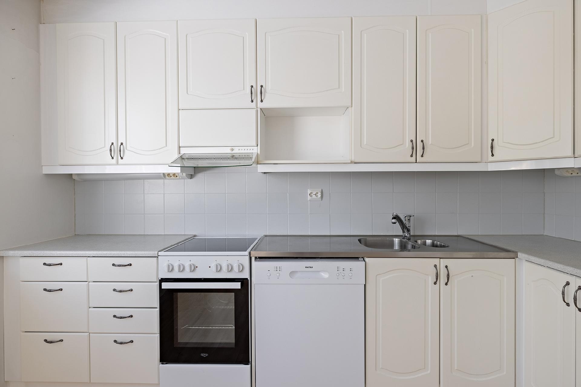 Kirkkotie 4, Utajärvi