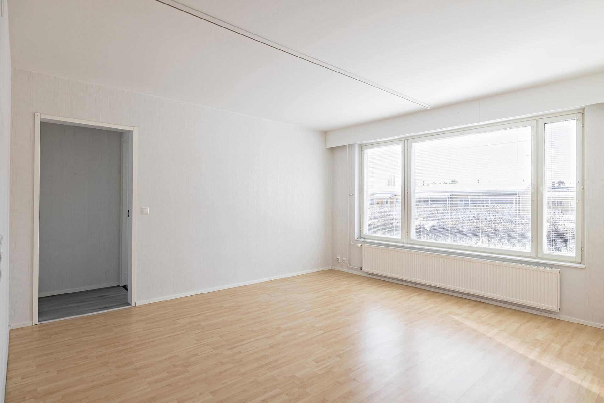 Kirkkotie 4, Utajärvi