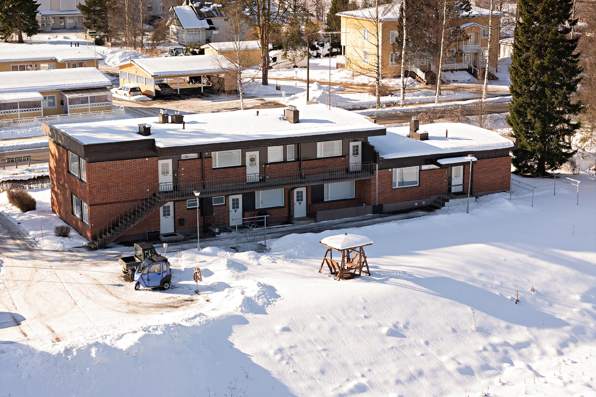 Kirkkotie 4, Utajärvi