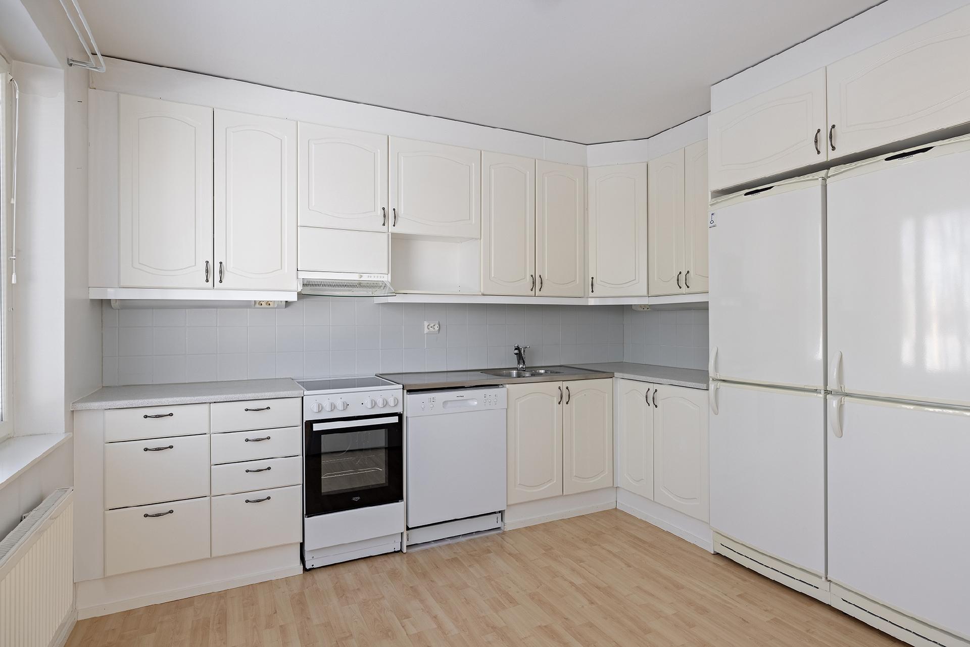 Kirkkotie 4, Utajärvi