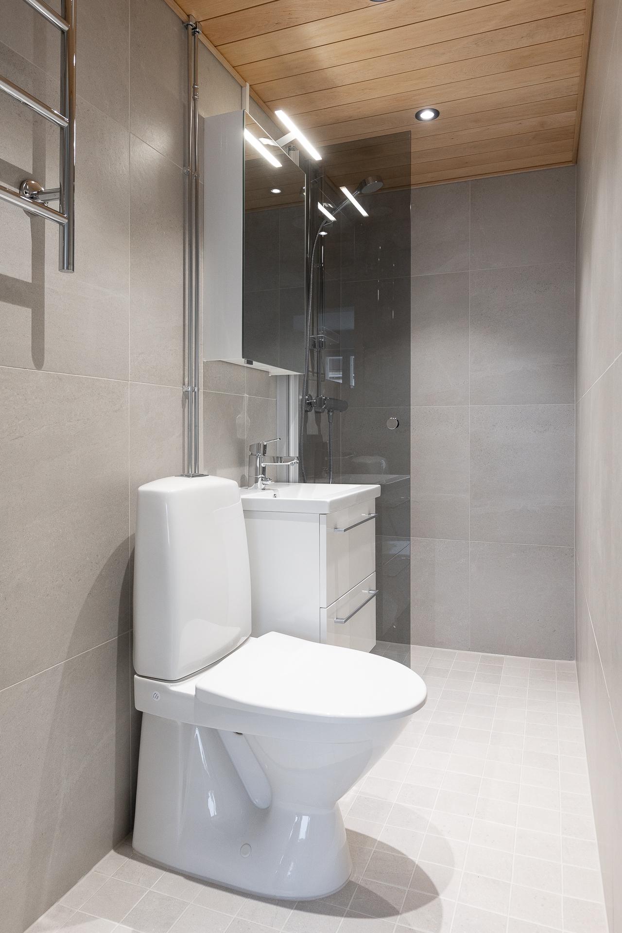 Tyylikäs kylpyhuone