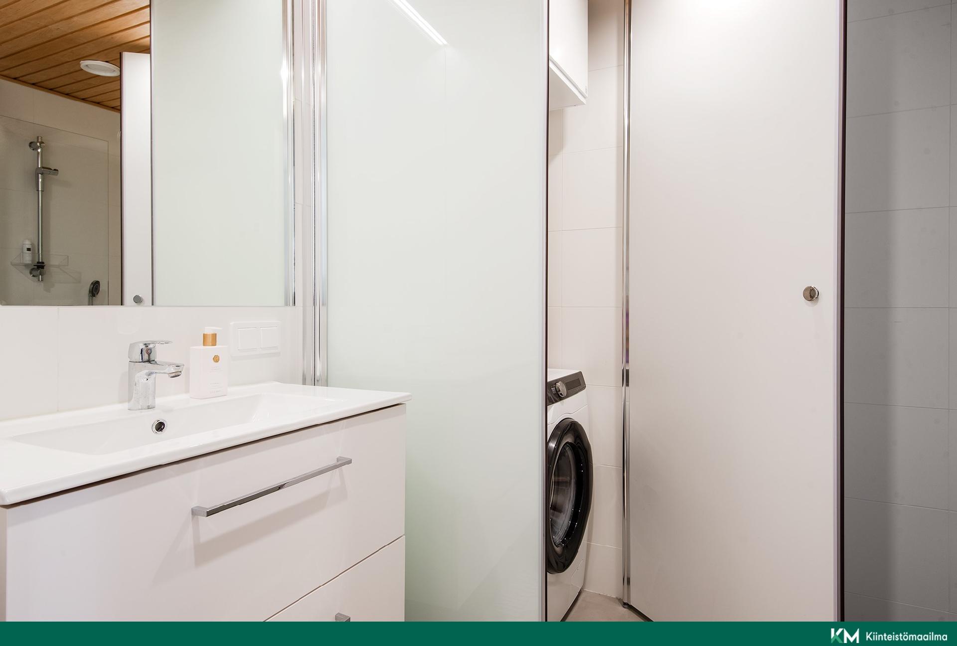 Pääskysillankatu 9, Pääskyvuori, Turku