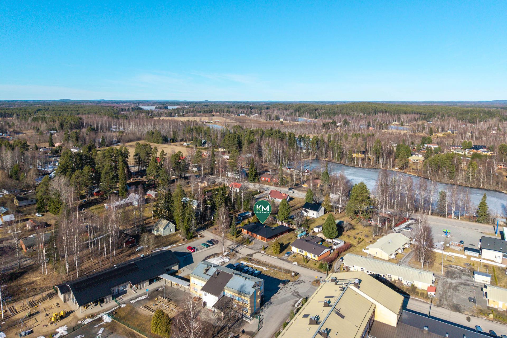 Koulutie 21, Rautalampi