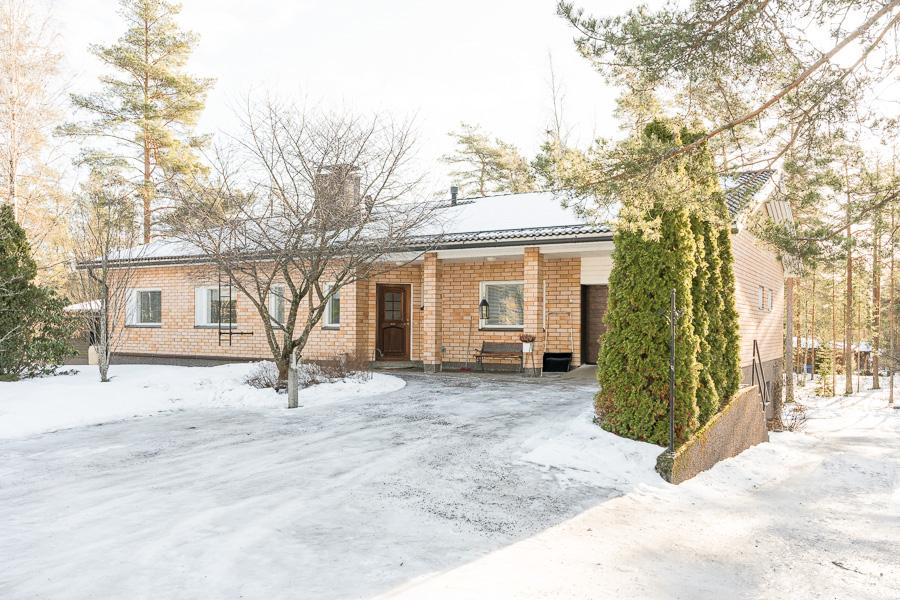 Luutnantintie 5, Märynummi, Salo