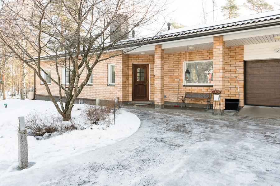 Luutnantintie 5, Märynummi, Salo