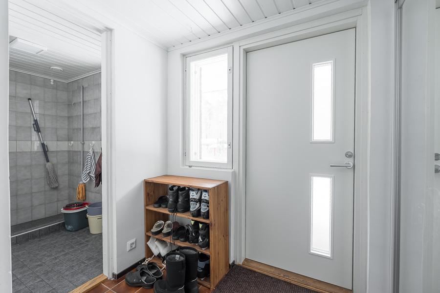 ALAKERRAN ULOSKÄYNTI JA KURAETEISTÄ