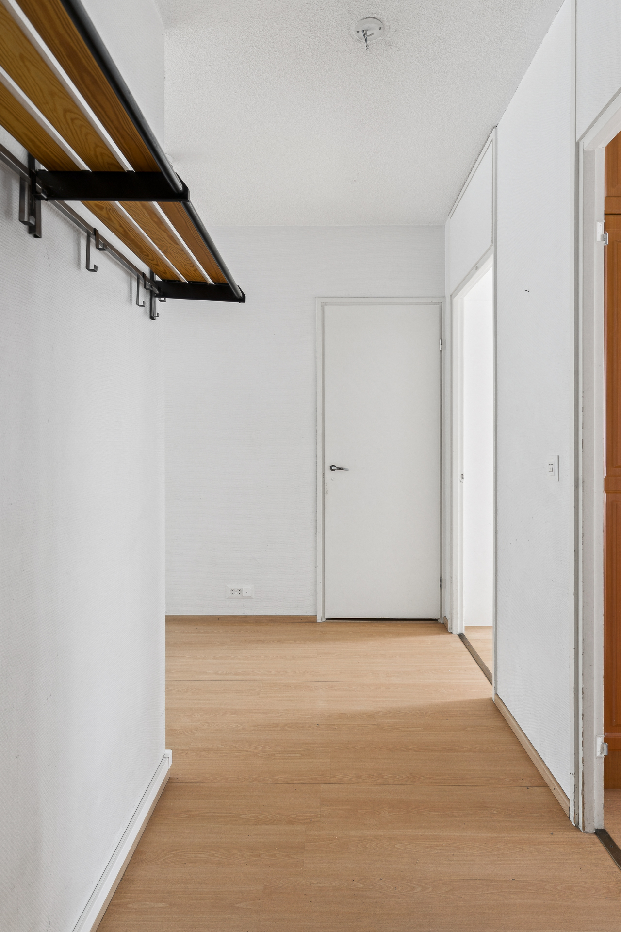 Saniaistie 16, Tapanila, Helsinki