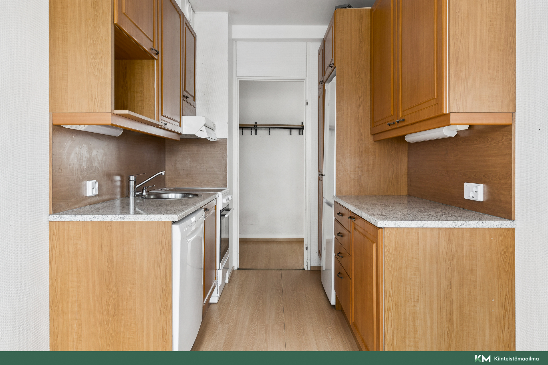 Saniaistie 16, Tapanila, Helsinki