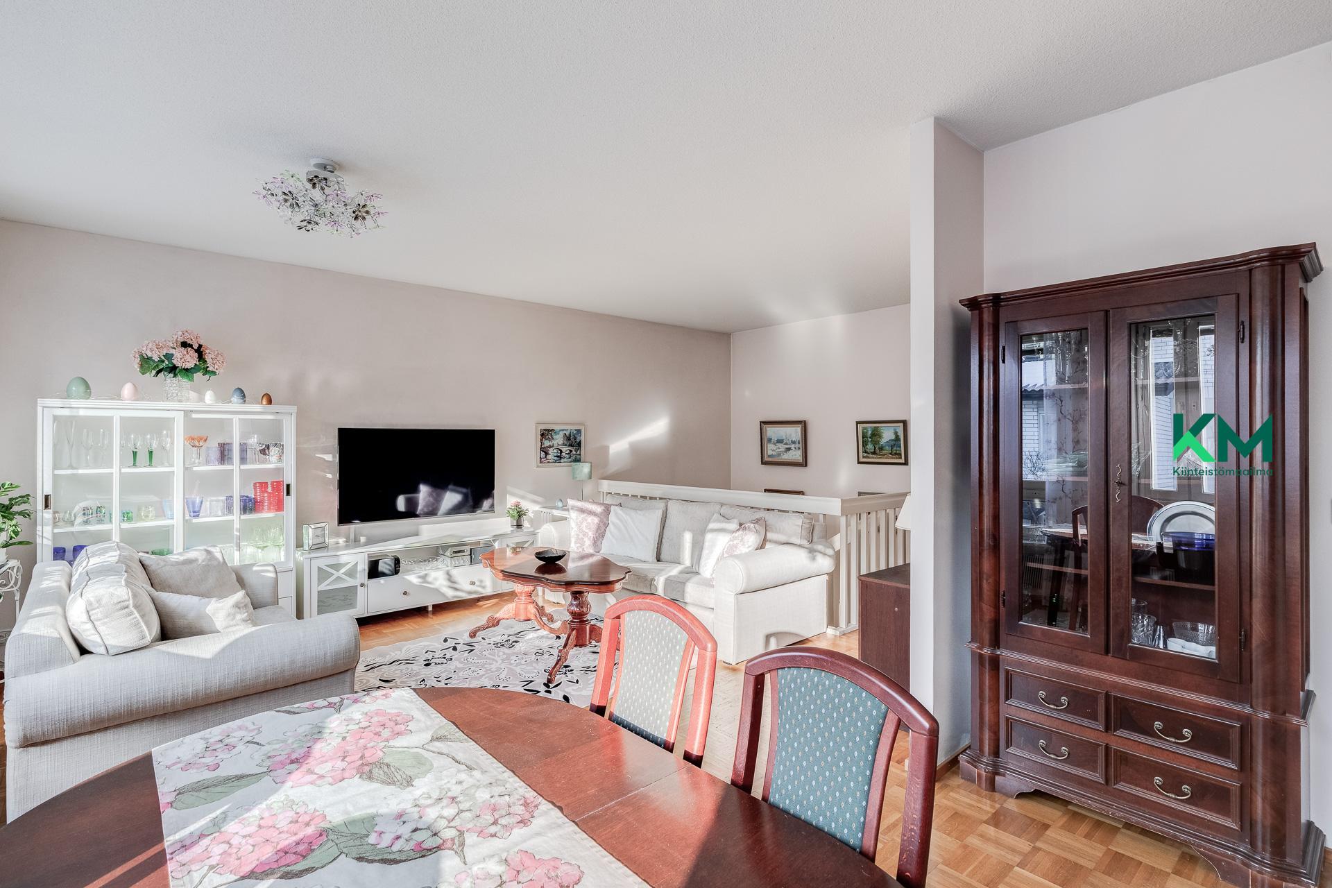 Osuuskunnantie 96, Länsi-Pakila, Helsinki