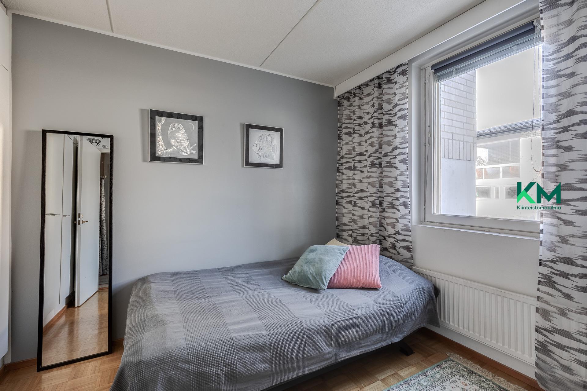 Osuuskunnantie 96, Länsi-Pakila, Helsinki