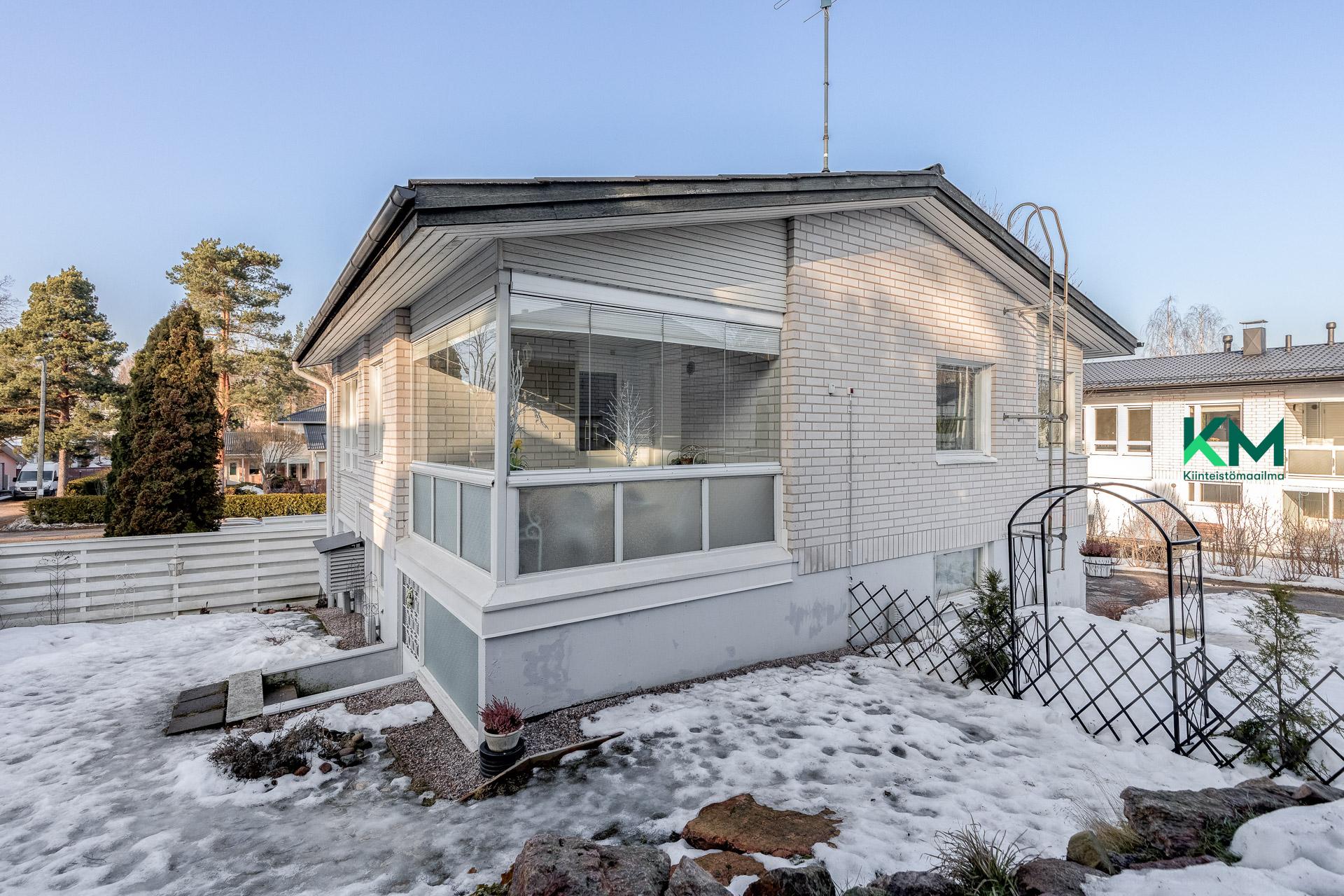 Osuuskunnantie 96, Länsi-Pakila, Helsinki