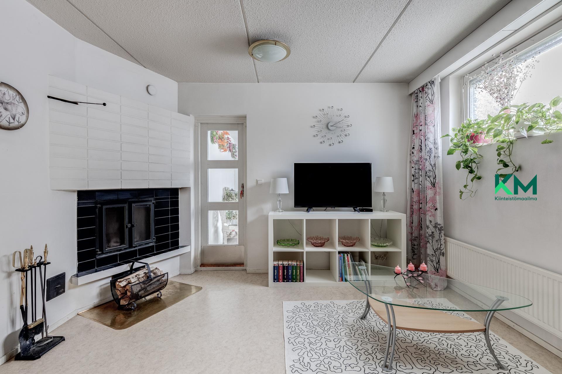 Osuuskunnantie 96, Länsi-Pakila, Helsinki