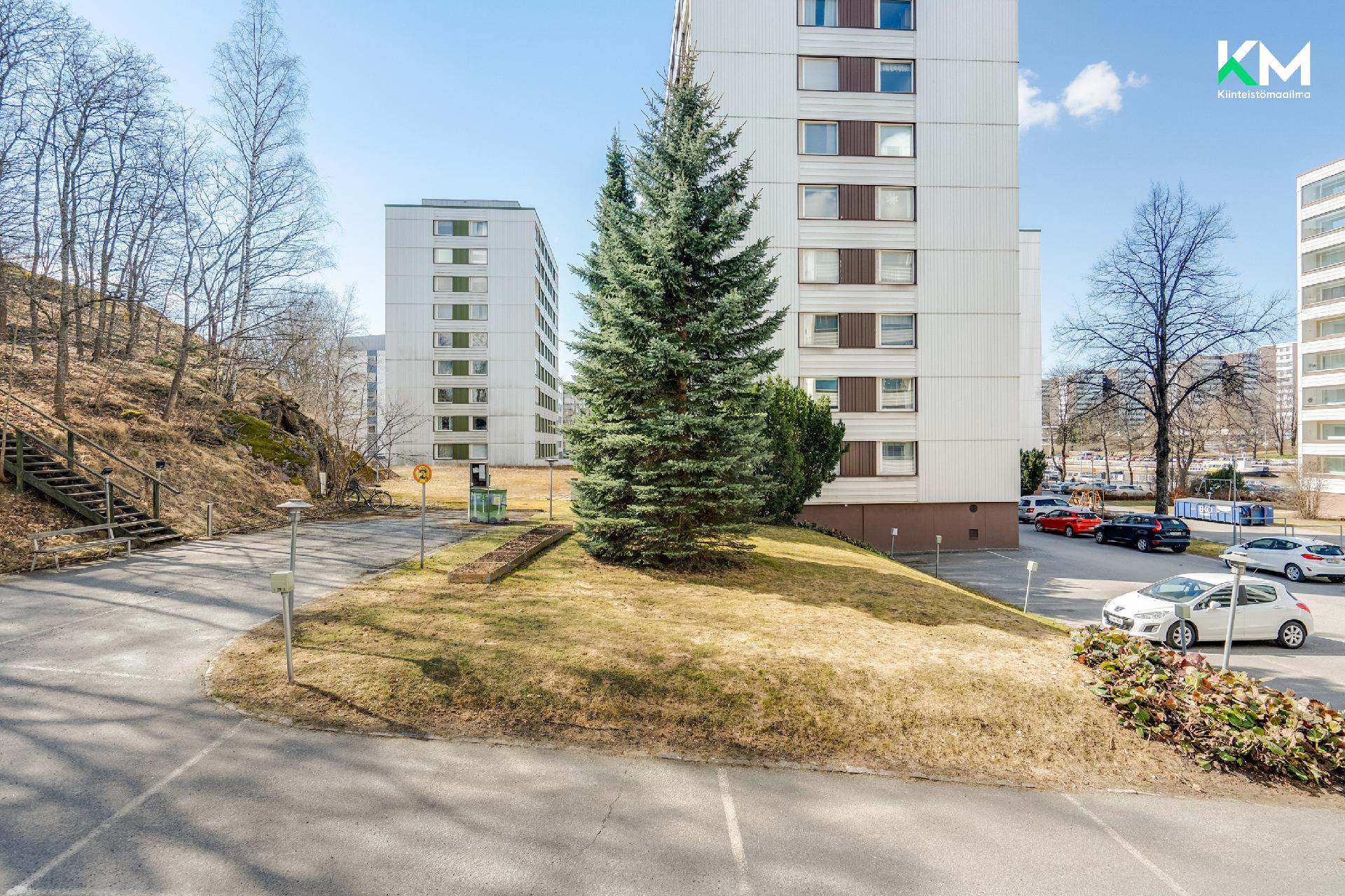 Itäinen Rantakatu 48-50, Martti, Turku