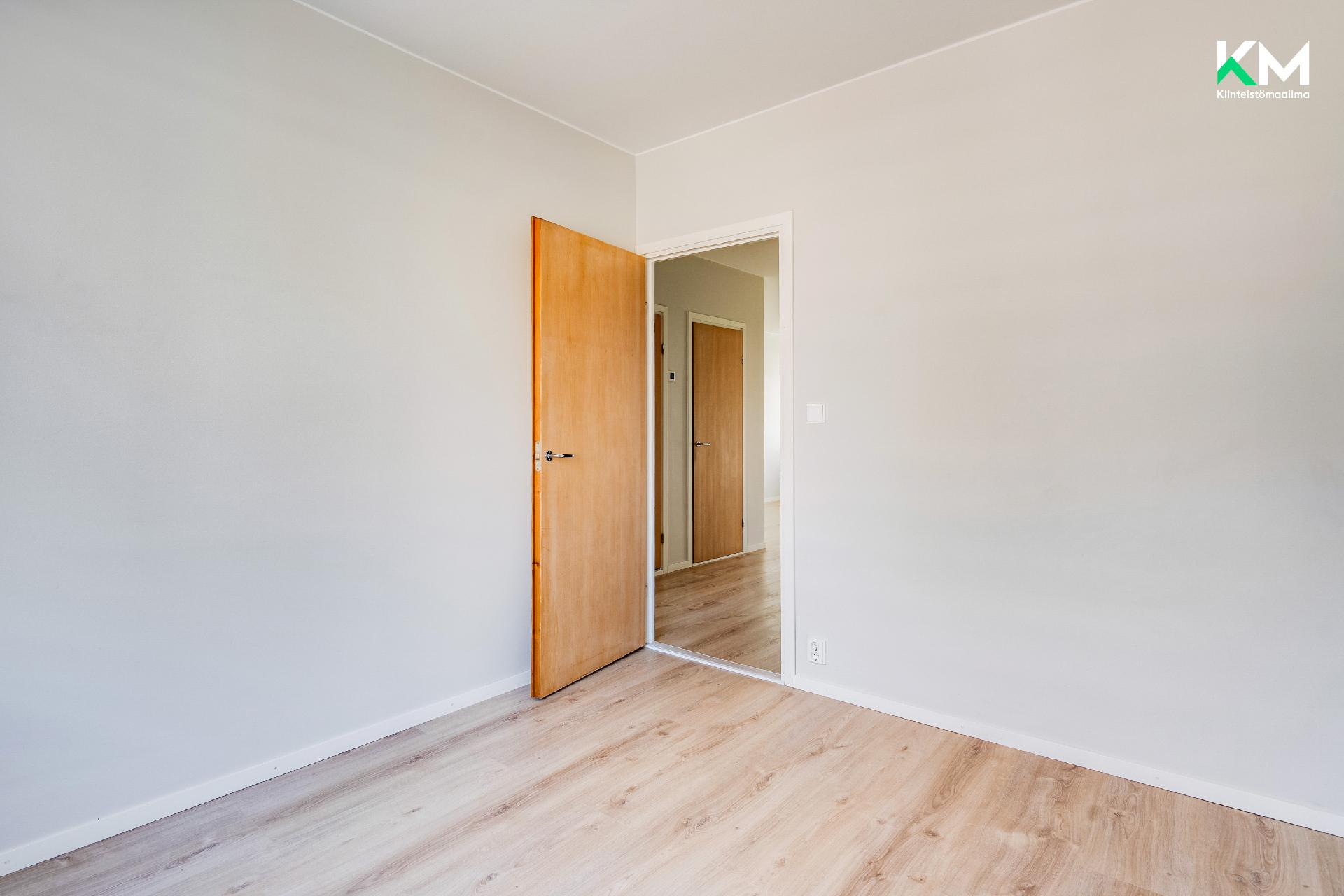 Itäinen Rantakatu 48-50, Martti, Turku