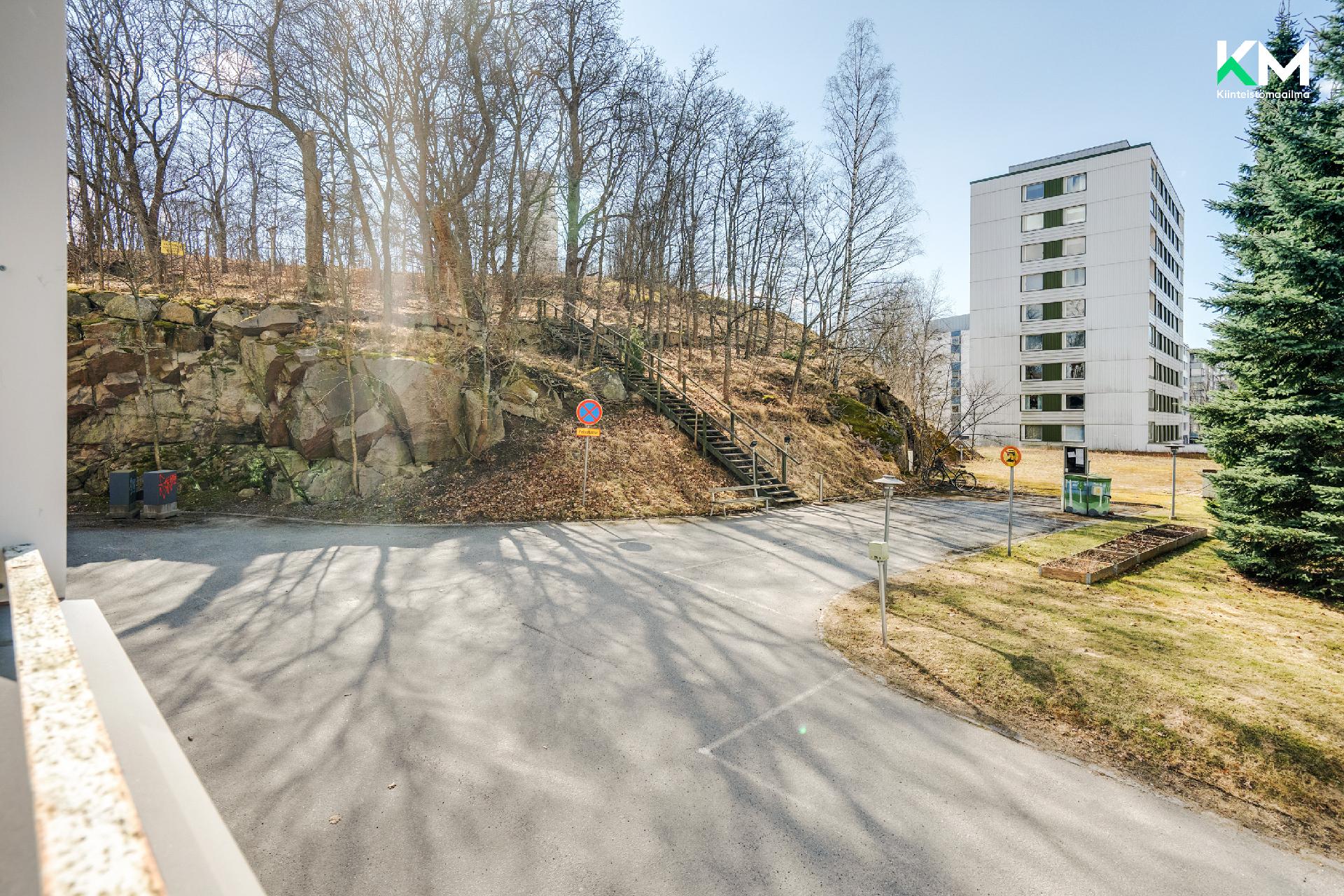 Itäinen Rantakatu 48-50, Martti, Turku