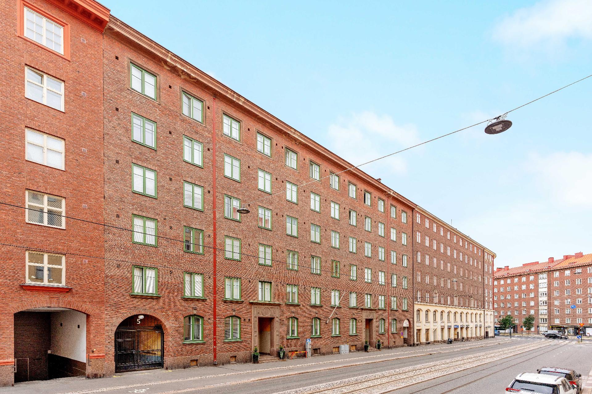 Caloniuksenkatu 5, Etu-Töölö, Helsinki