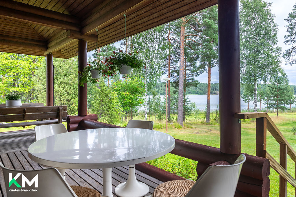 Päärak. terassia