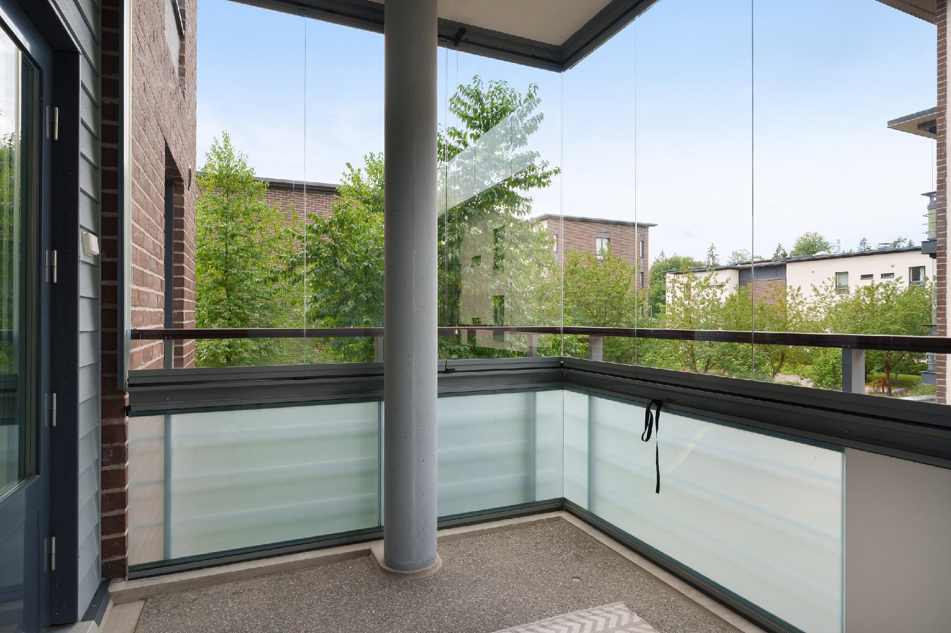 Tilava, lasitettu parveke