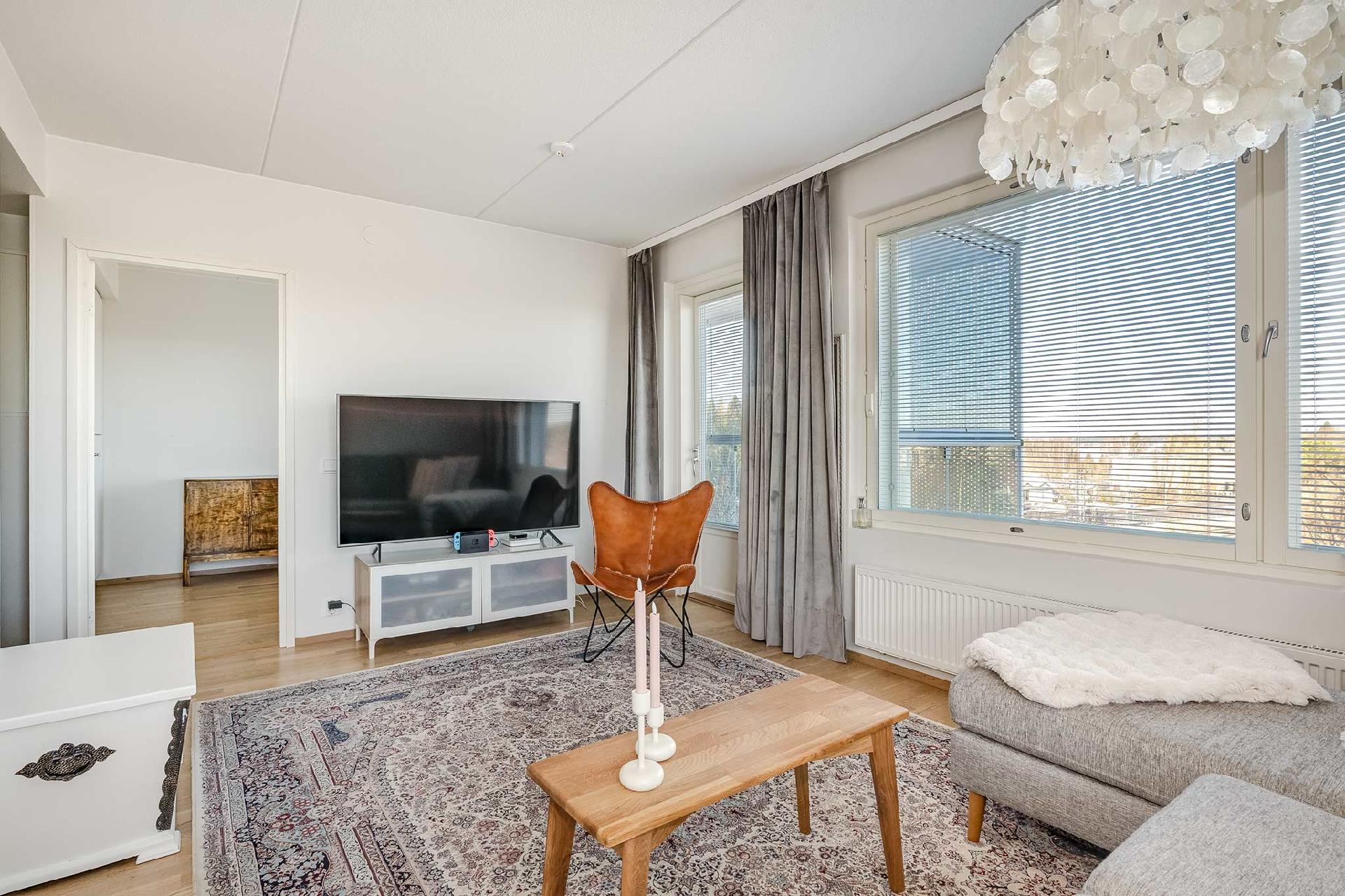 Hopeakanavankatu 9, Sulkola, Lempäälä