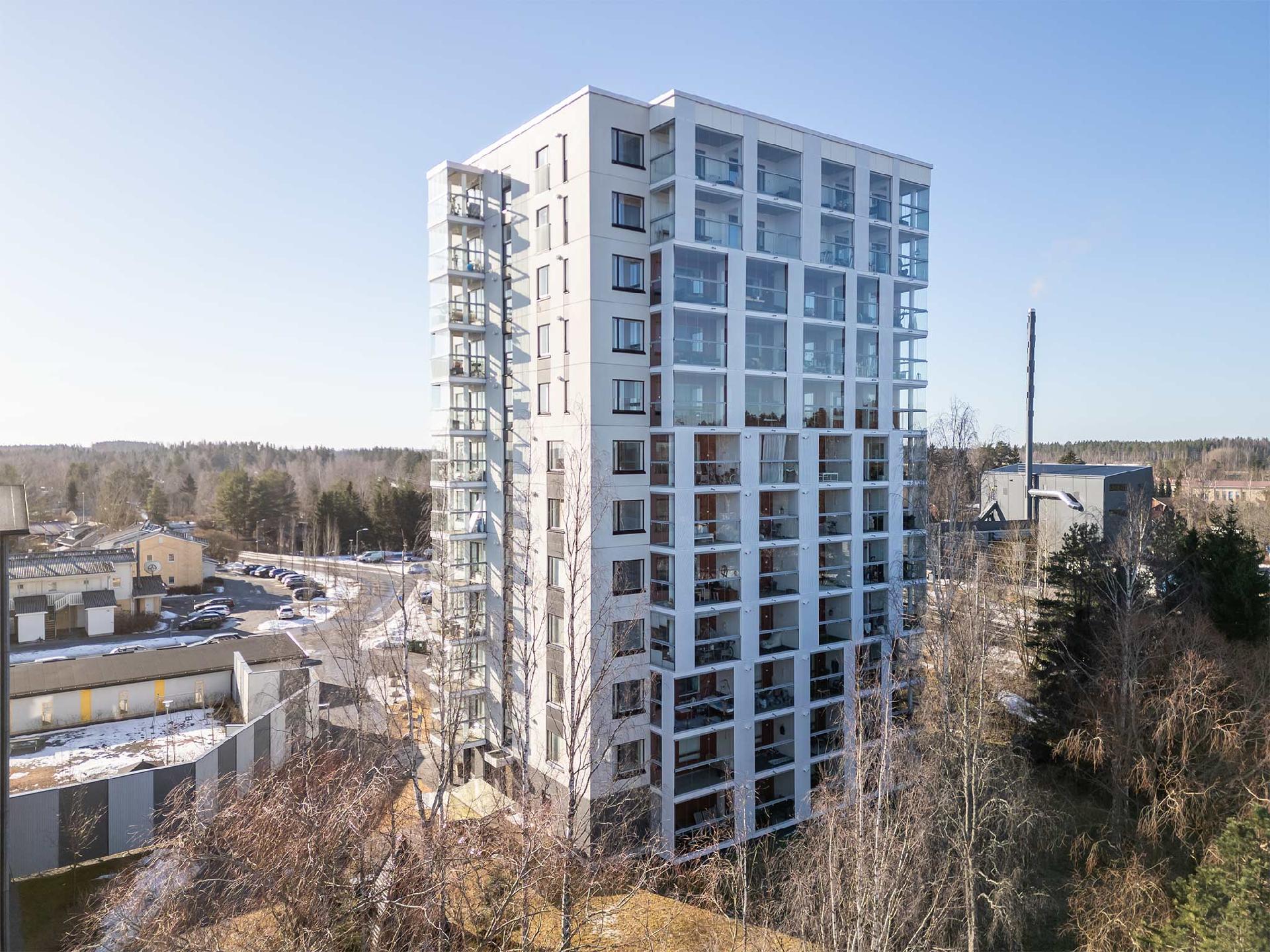 Hopeakanavankatu 9, Sulkola, Lempäälä