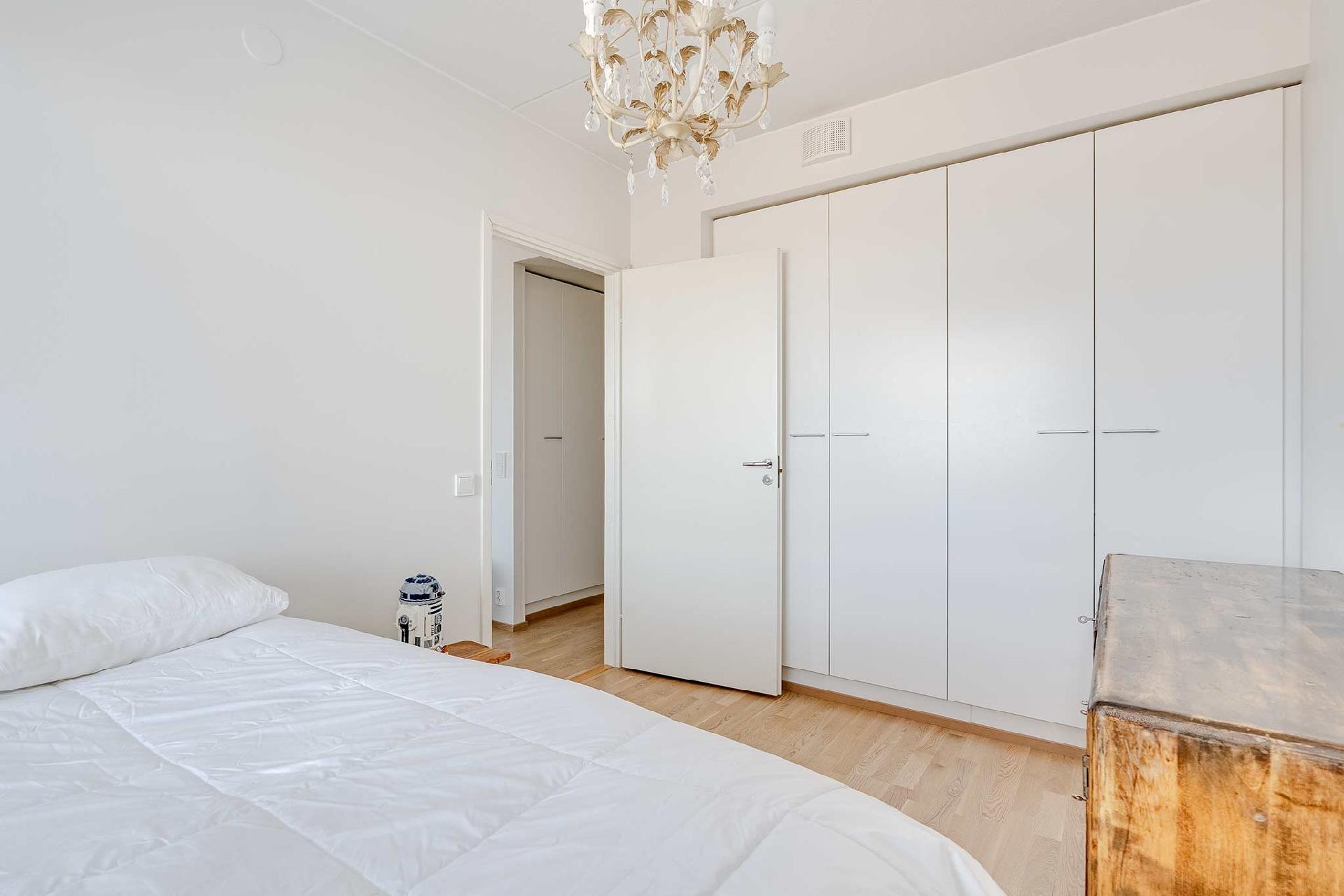 Hopeakanavankatu 9, Sulkola, Lempäälä