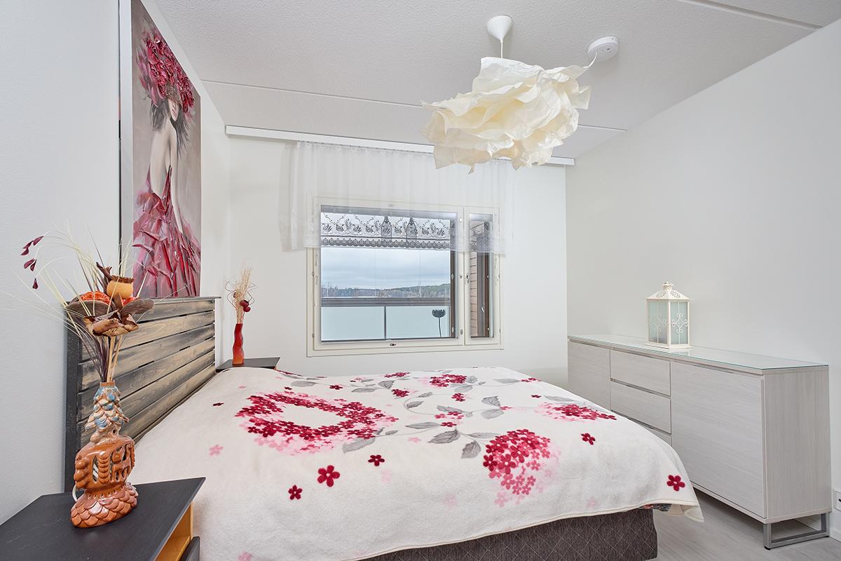 Sahakatu 4, Hiidensalmi, Lohja