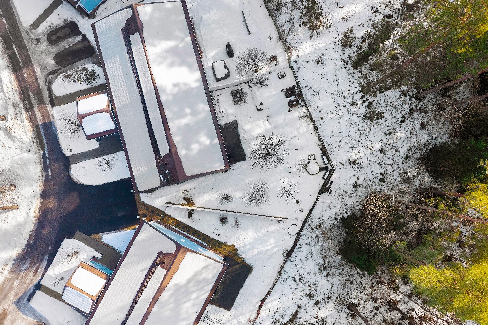 Esikoisentie 8, Maununneva, Helsinki