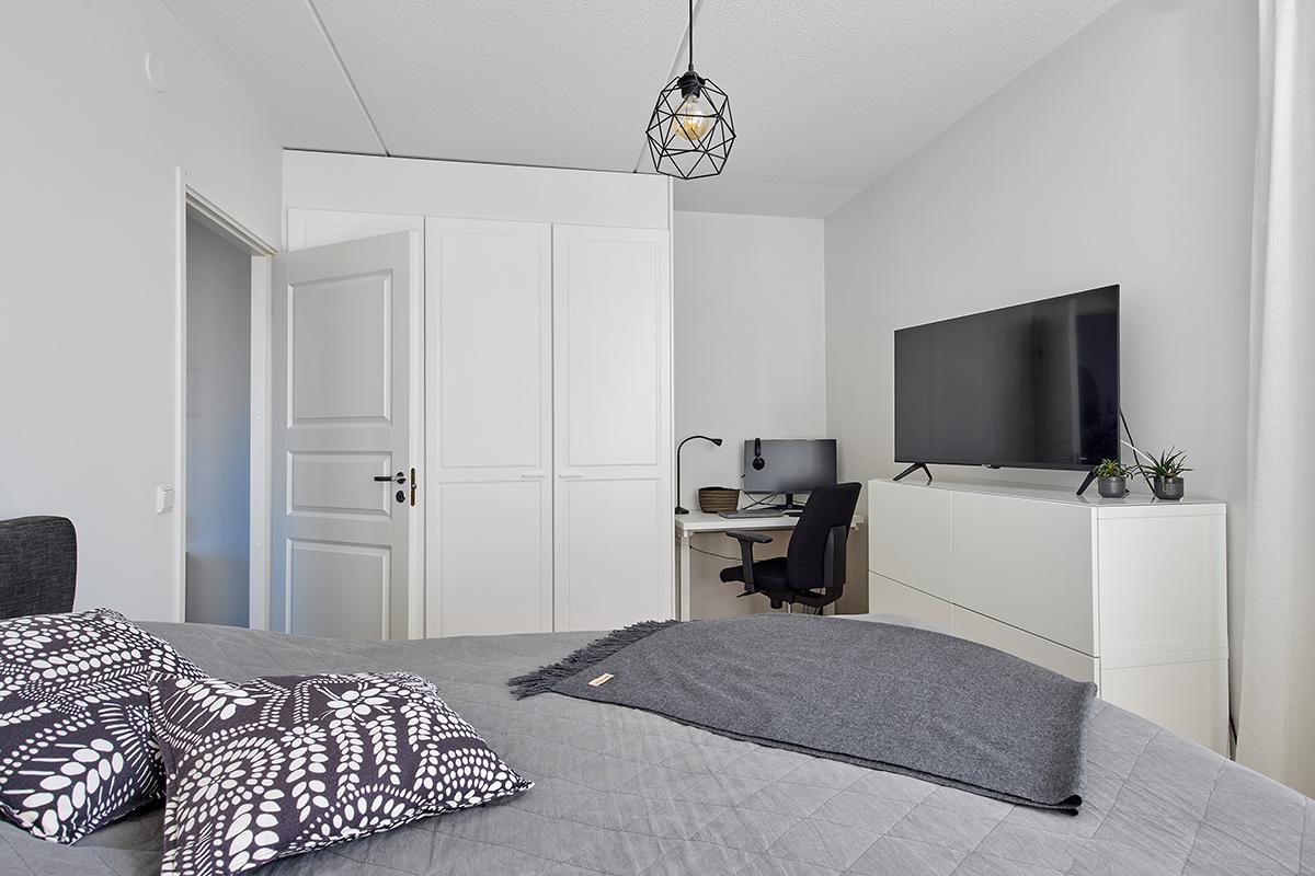 Rautatienkatu 3, Pappila, Lohja