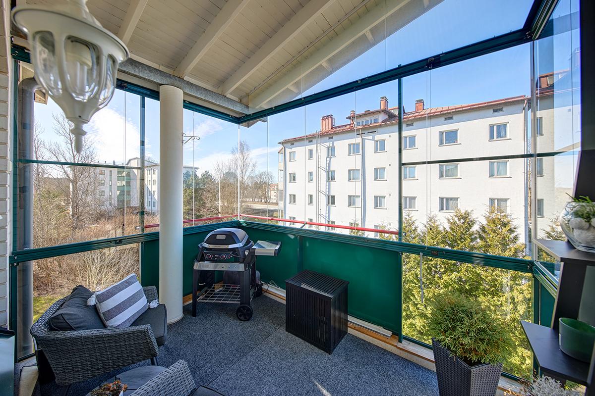 Rautatienkatu 3, Pappila, Lohja