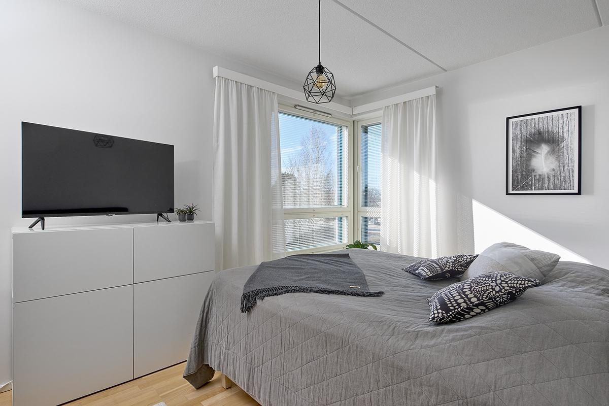 Rautatienkatu 3, Pappila, Lohja