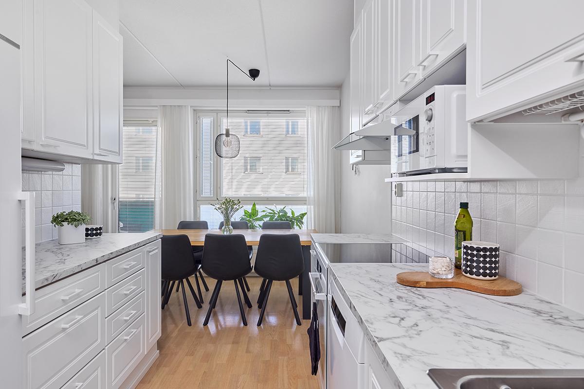 Rautatienkatu 3, Pappila, Lohja