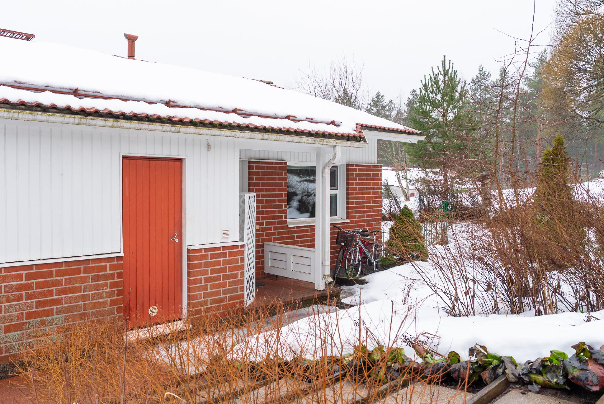 Väliharjuntie 1, Kaunisharju, Jyväskylä