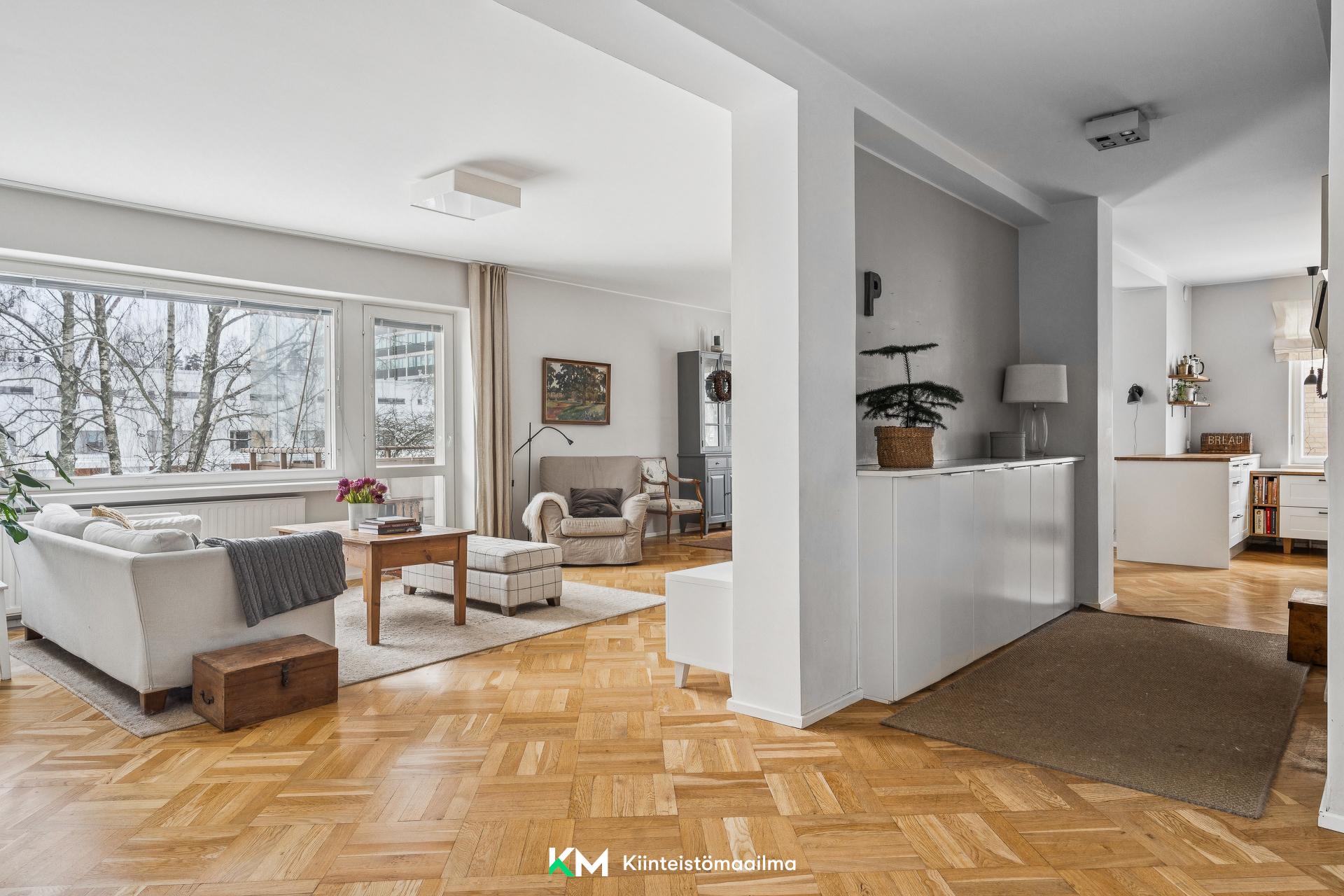 Perustie 32, Munkkiniemi, Helsinki