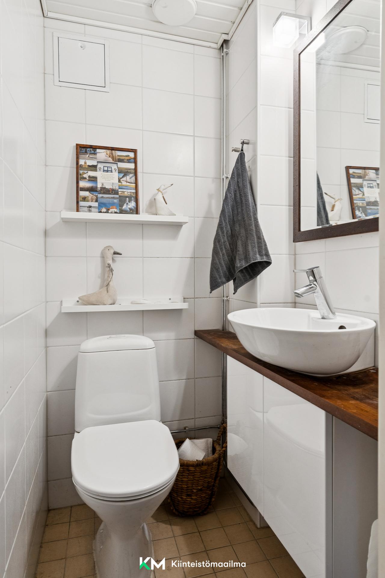 Perustie 32, Munkkiniemi, Helsinki