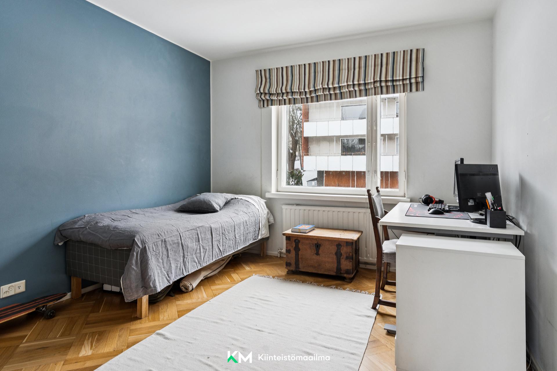 Perustie 32, Munkkiniemi, Helsinki