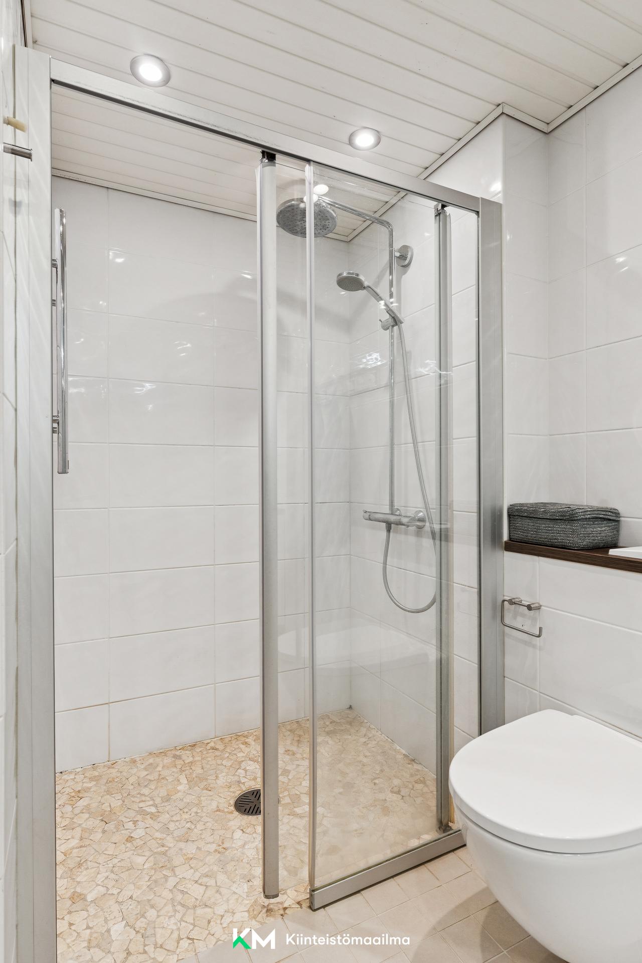 Perustie 32, Munkkiniemi, Helsinki