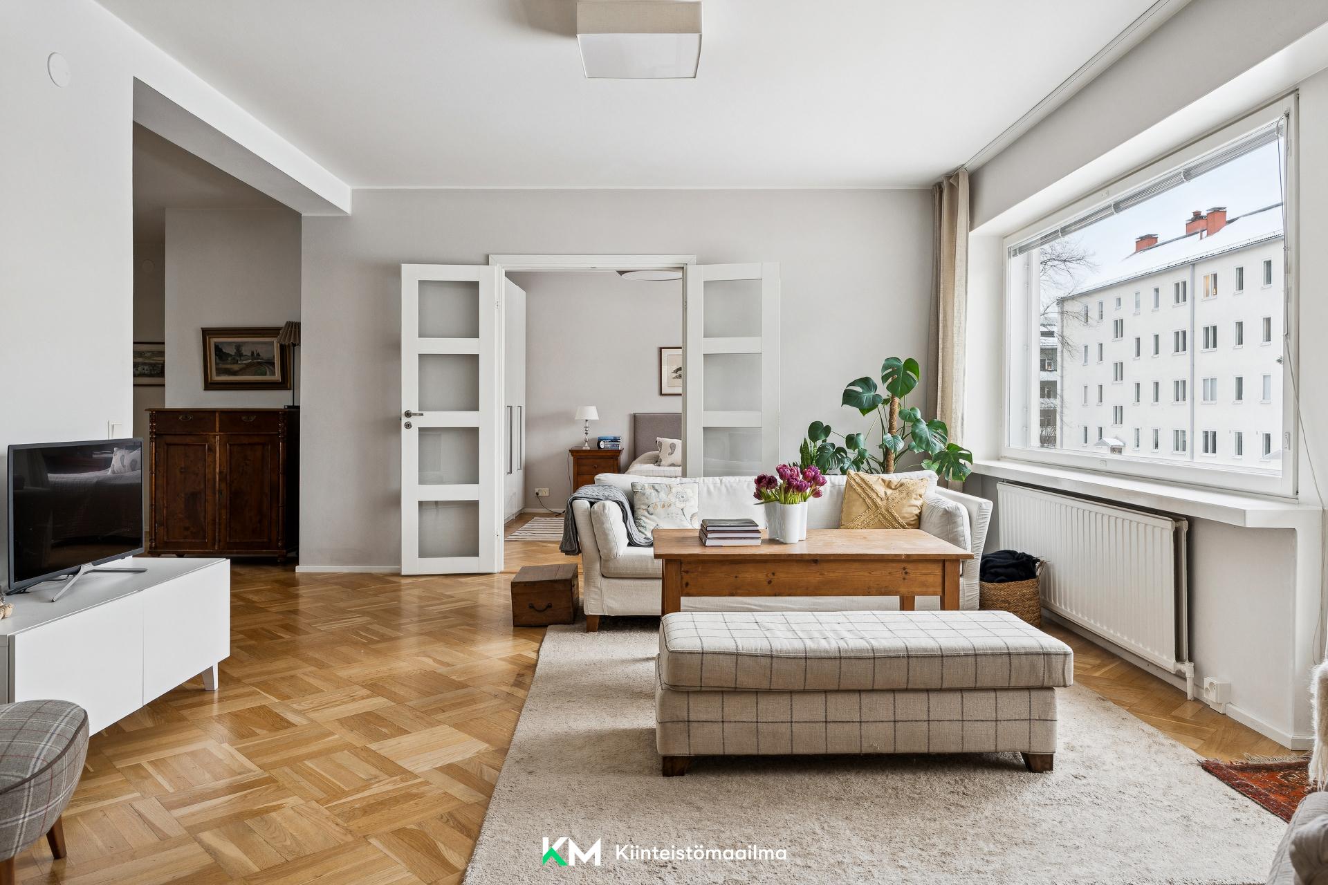 Perustie 32, Munkkiniemi, Helsinki