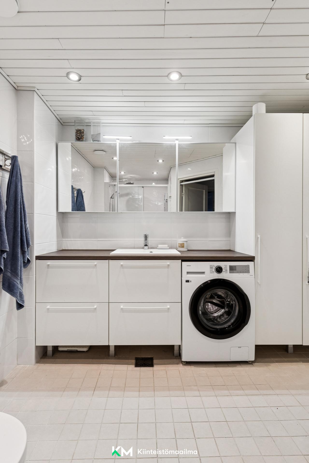 Perustie 32, Munkkiniemi, Helsinki